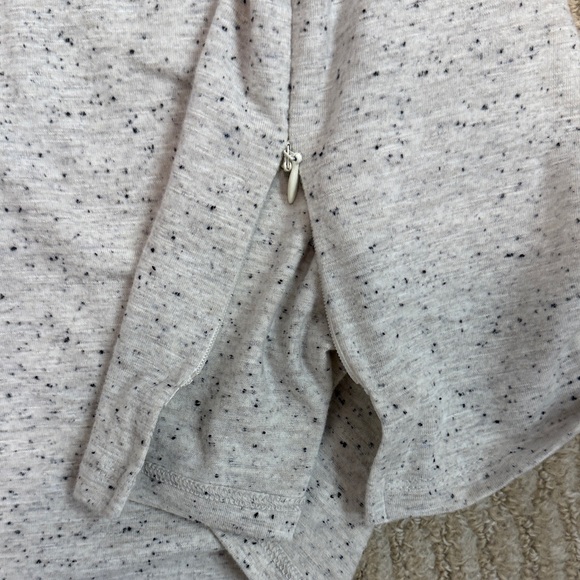 A pea in the pod nursing maternity Gray V-Neck Women's Top - Picture 3 of 4